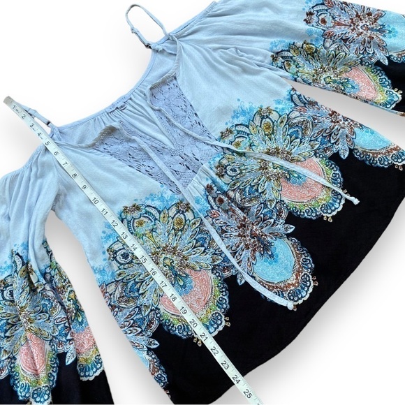 Socialite Boho Paisley Print Bell Sleeve Off Shoulder Flowy Tunic Top | Size M - Picture 11 of 13